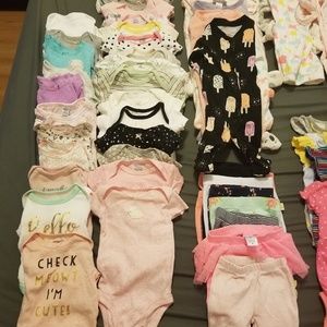 Newborn and 0-3 month babygirl clothes